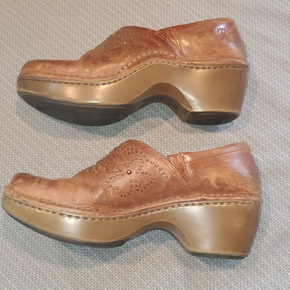 Ariat Studded Clogs - Picture 6 of 10